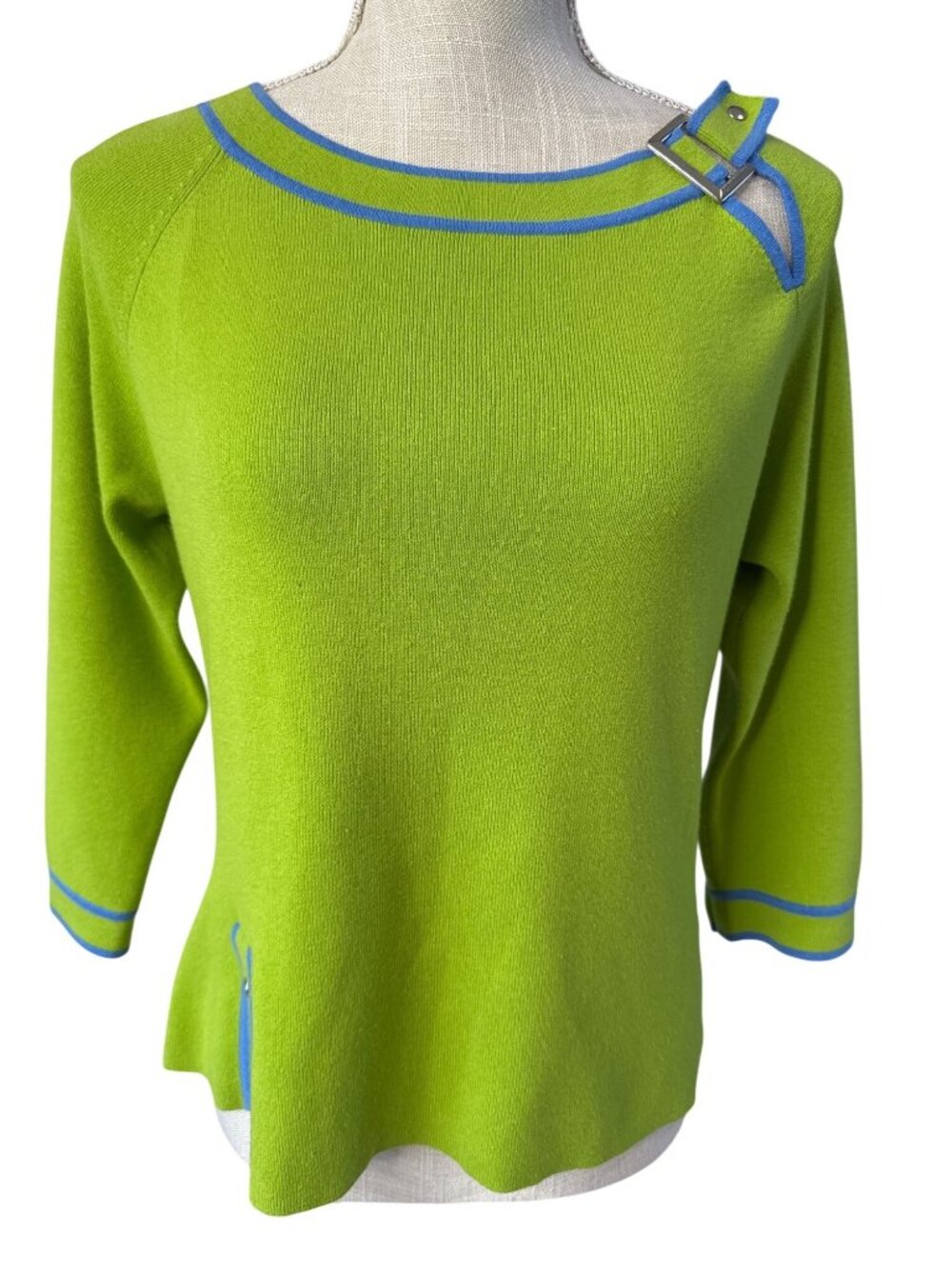 Q.U.E. Cotton Nylon Green Blue Green Sweater With Blue Trim & Buckle Detail XL
